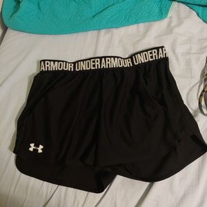 Plain Black under armor shorts with pockets